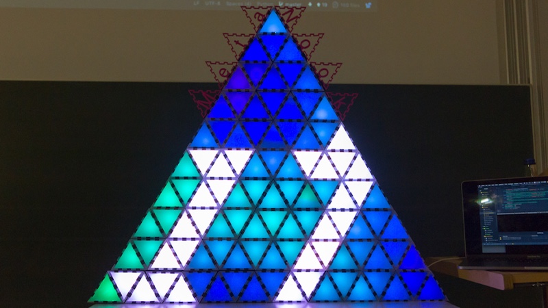 Stackenlichten: Pixelschubsen mit LEDs von Kellertuer