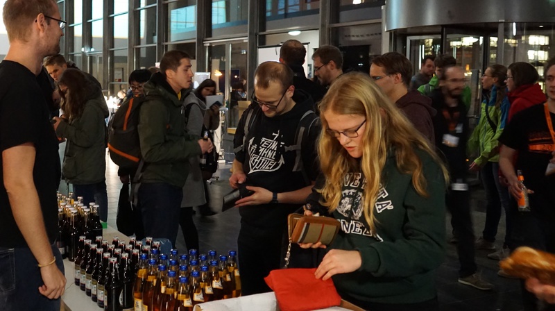 P++ verkauft Getränke und Brezeln