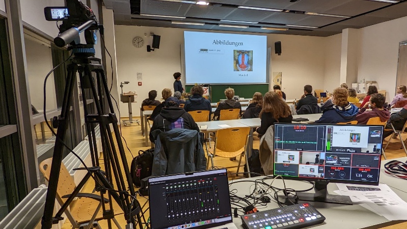 Der ATEM Mini Extreme ISO ist das Herzstück des Video-Streaming-Setups